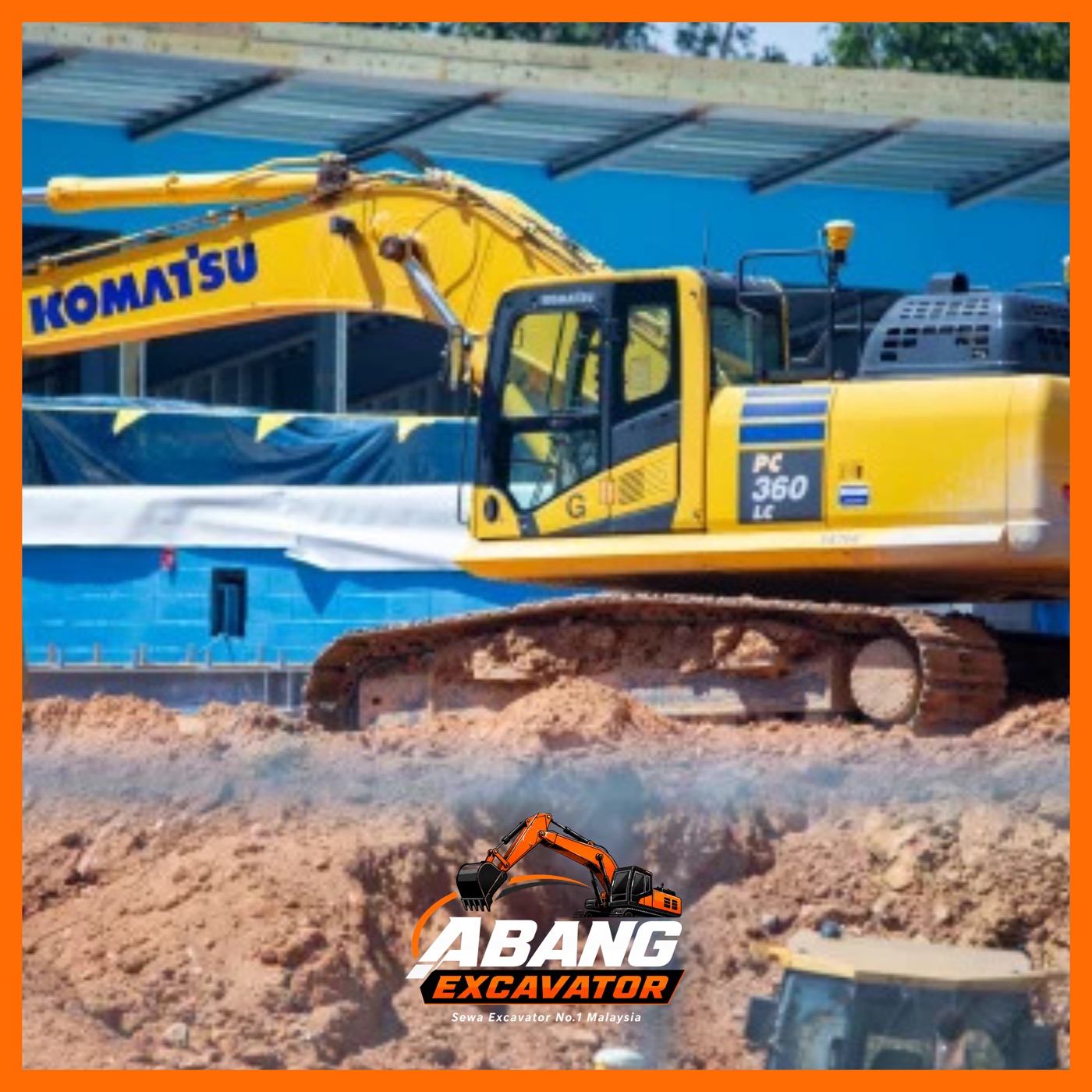 Excavator Volvo di tapak landskap komersial